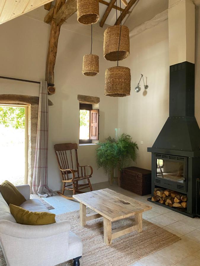 Gite Dordogne Perigord Hautefort Zewnętrze zdjęcie